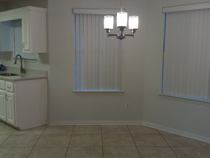 6787 Rickwood Dr - Photo 4 of 35