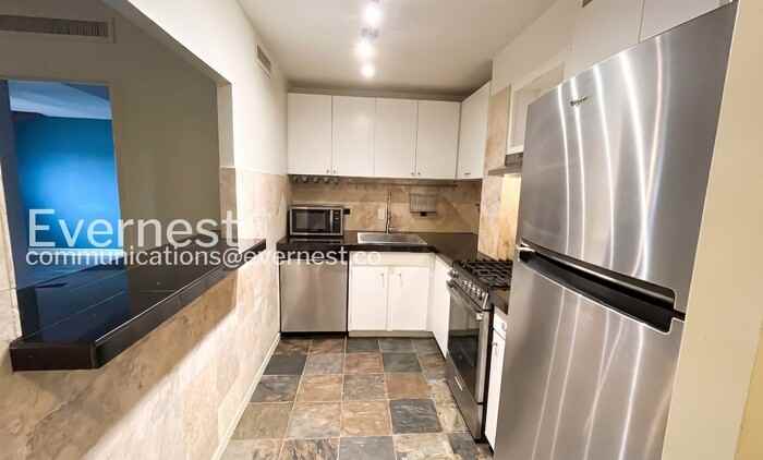 2285 Peachtree Rd Ne #1105