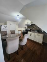 featured image of 111 Colonial Pl #3