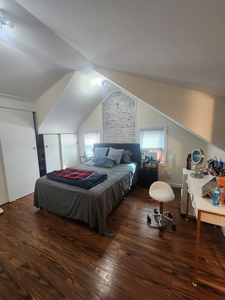 111 Colonial Pl #3 - Photo 3 of 6