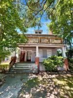 featured image of 3114 Barton Ave #B
