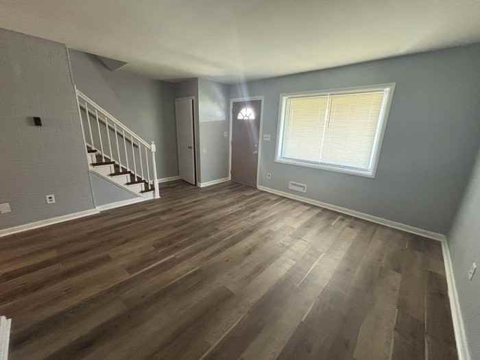 7723 Charlesmont Rd - Photo 4 of 19