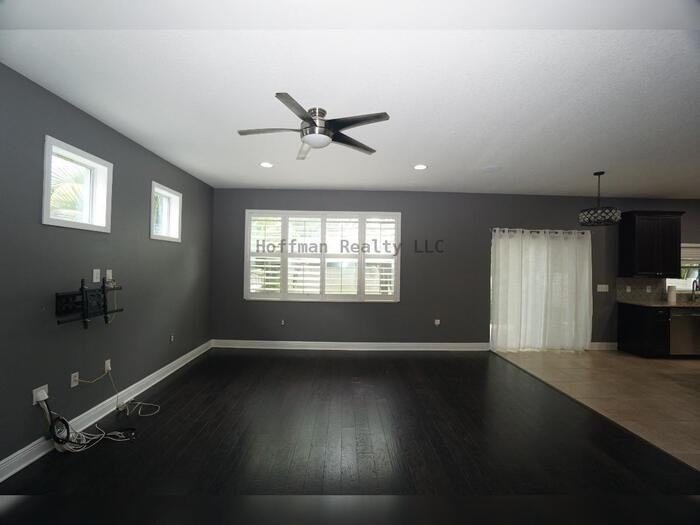 7303 S Shamrock Rd - Photo 6 of 34