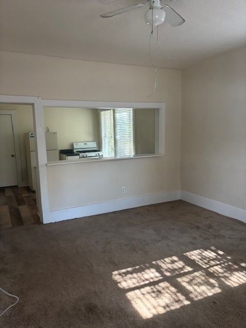 909 Lilly St #4 - Photo 2 of 6