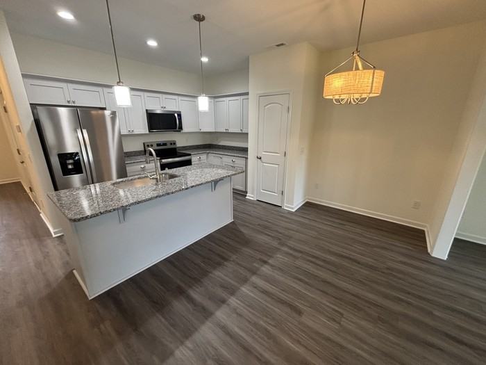 514 S Ryals St #1 - Photo 3 of 21