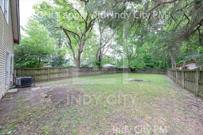 117 N Riley Ave - Photo 4 of 26