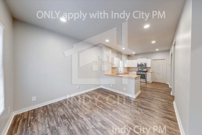 117 N Riley Ave - Photo 7 of 26