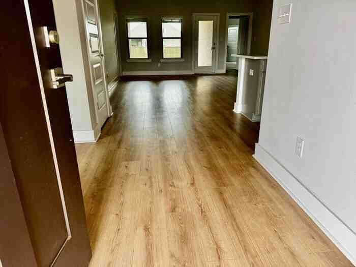 172 Shangrila Way - Photo 3 of 11