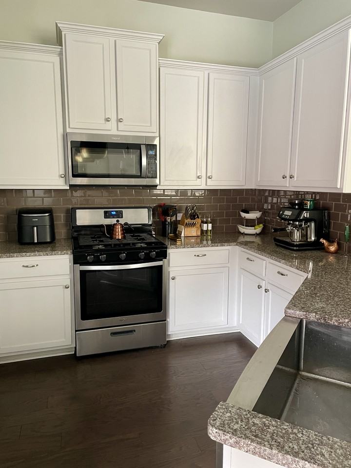 1618 Catalan Rd #204 - Photo 5 of 24
