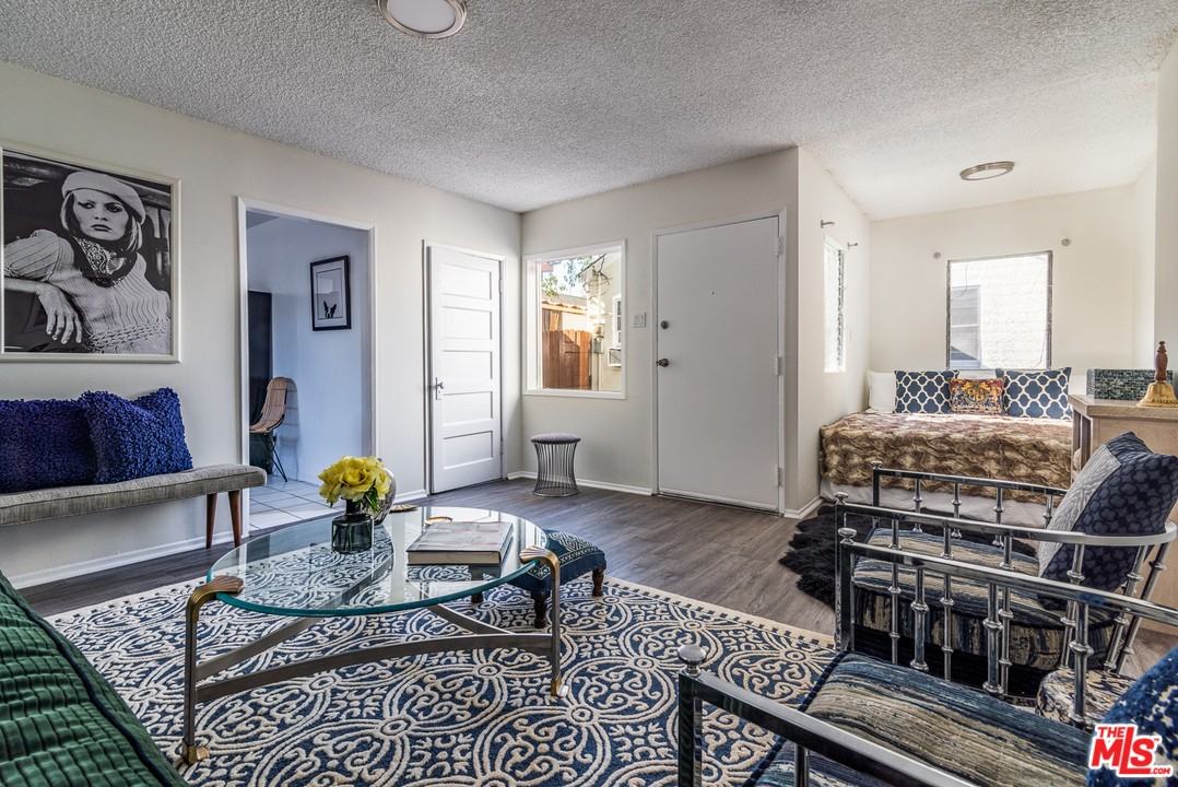2750 Alsace Ave #2750-1-2 - Photo 4 of 12