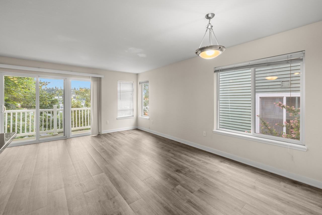 3043 14th Ave W #B - Photo 2 of 33