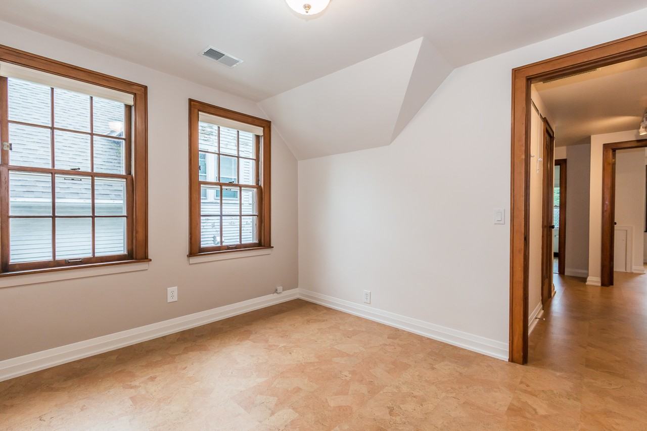 2133 Sommers Ave #2 - Photo 7 of 15