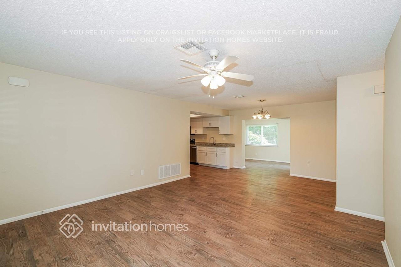 1309 Castleworks Ln - Photo 5 of 17