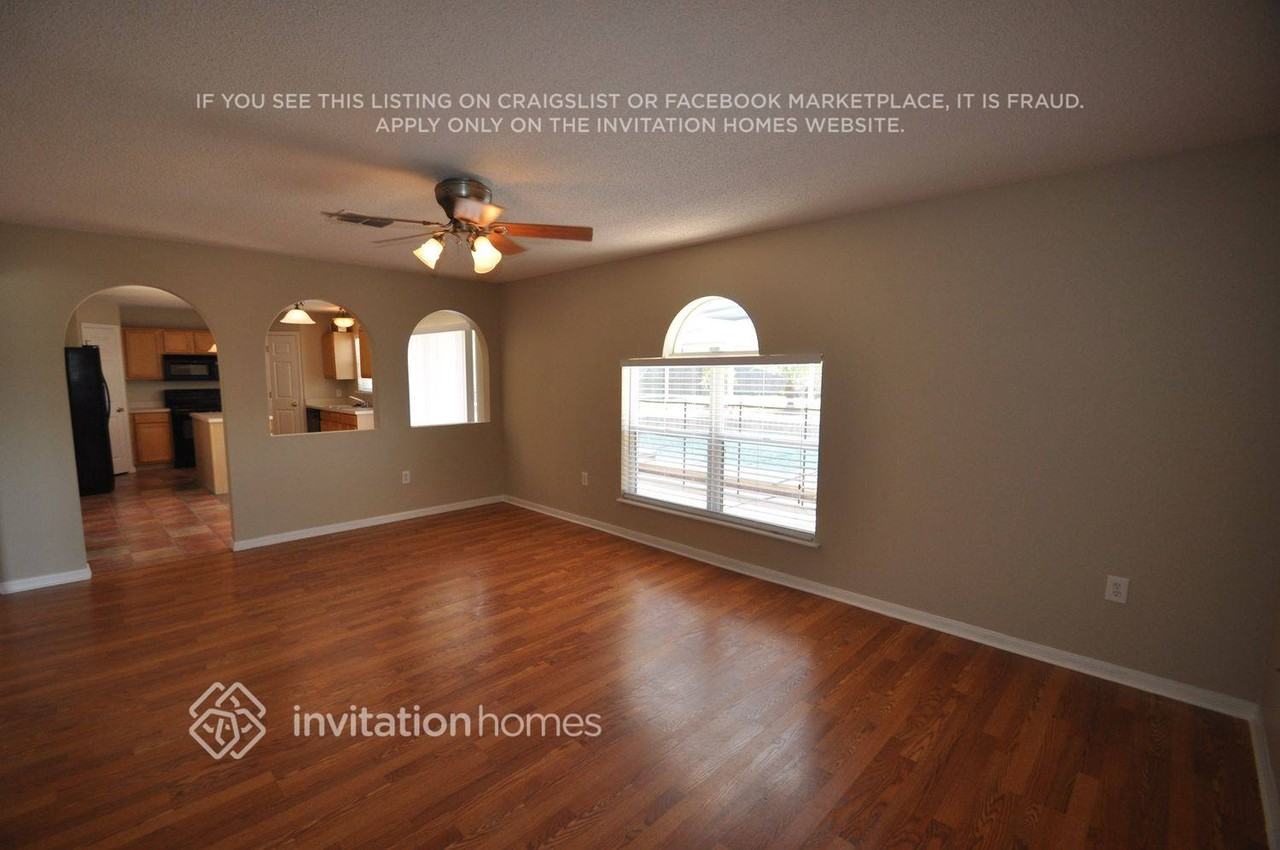 146 Lakeview Reserve Blvd - Photo 4 of 18