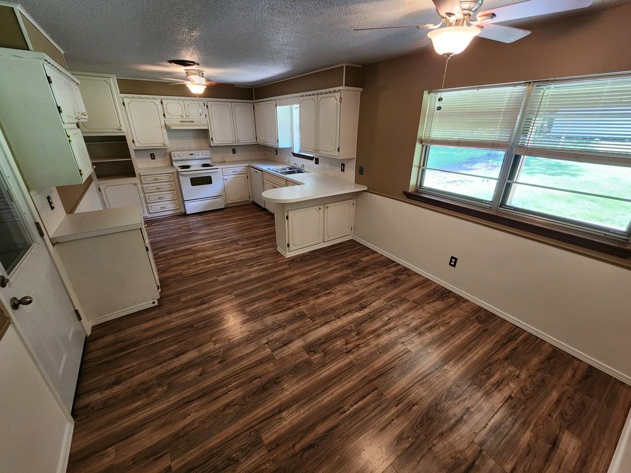 14431 County Road 3587 #1 - Photo 4 of 18
