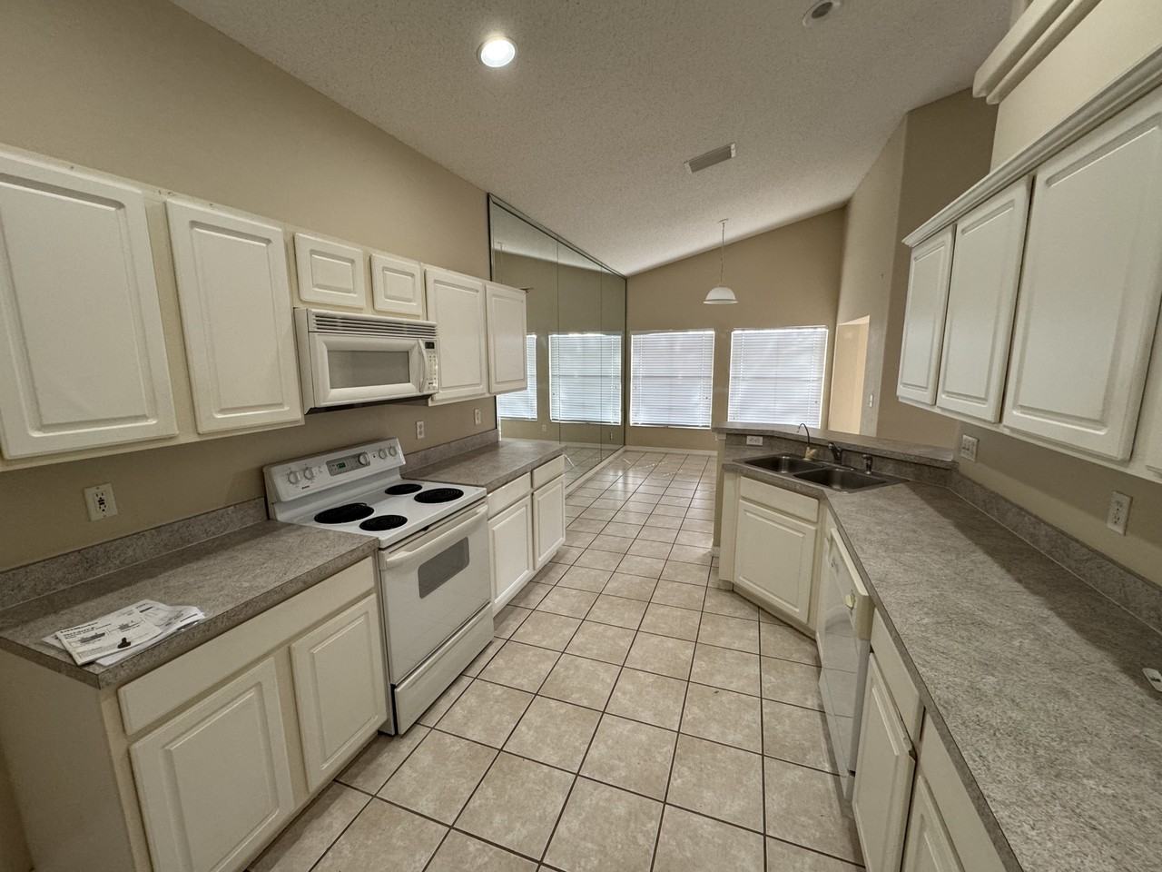 4190 Bear Gully Rd #1 - Photo 6 of 31