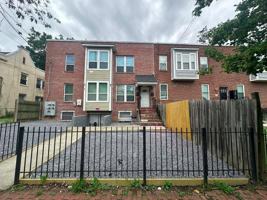 featured image of 2205 16th St Se
