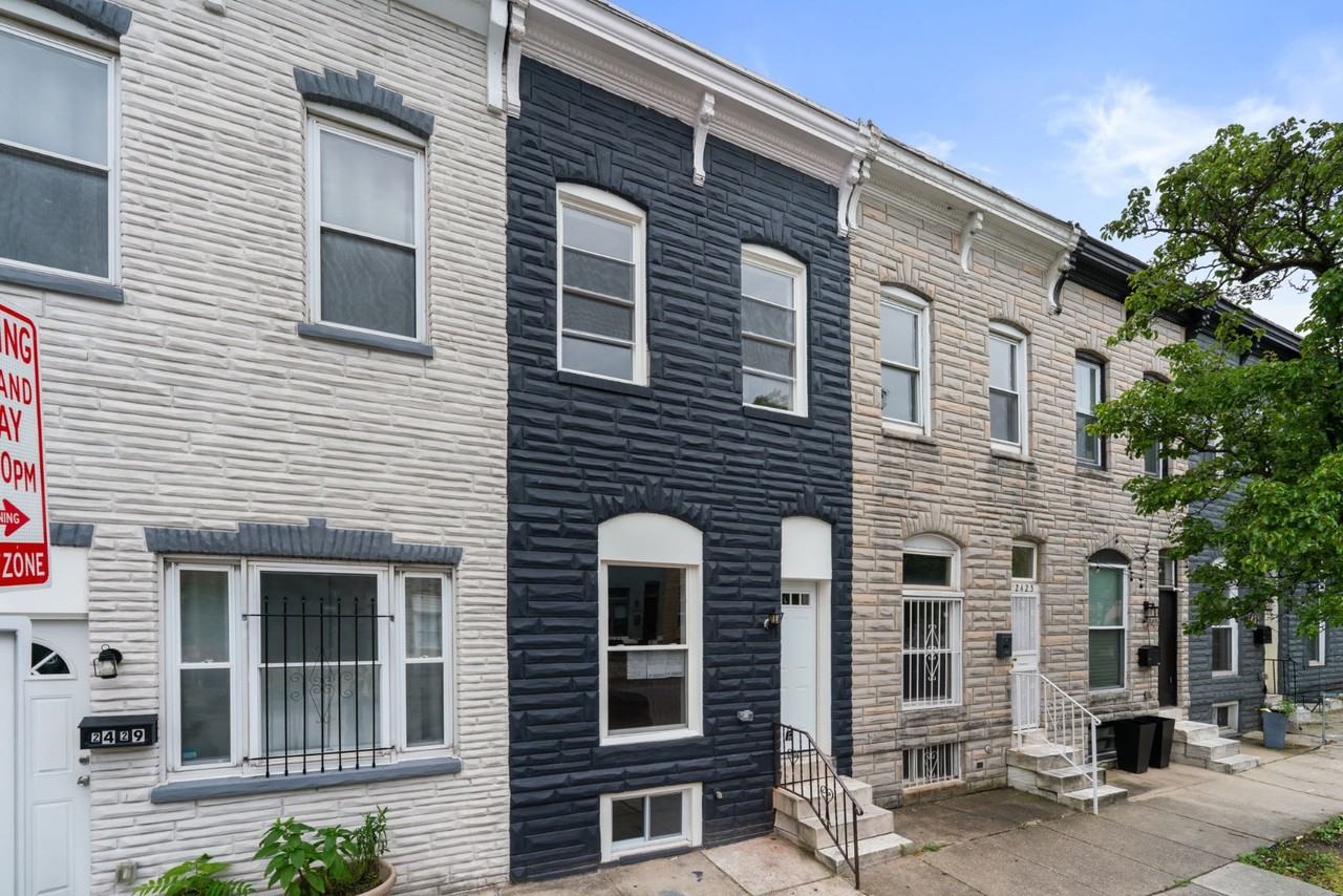 2427 Ashland Ave - Photo 5 of 14