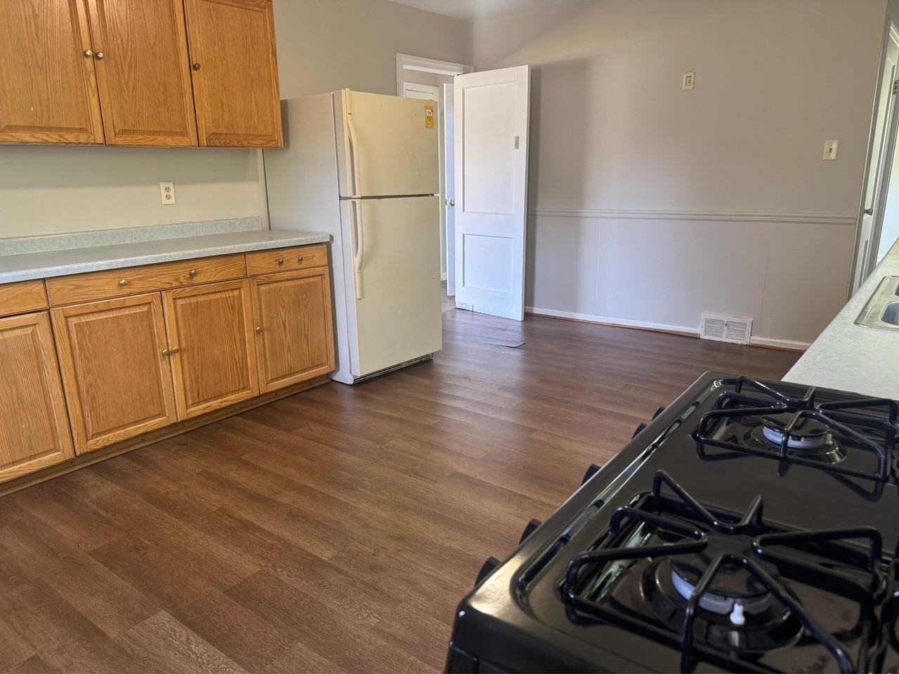 3117 Louise St #1 - Photo 6 of 13