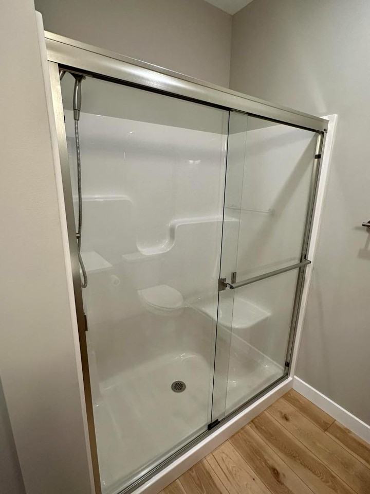 Oakwood Residences - Photo 5 of 8