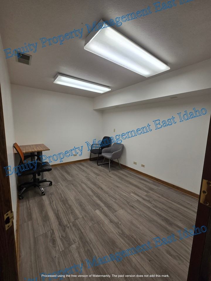 200 S Main St #2 - Photo 4 of 16