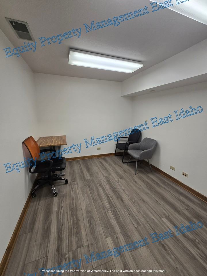 200 S Main St #2 - Photo 5 of 16