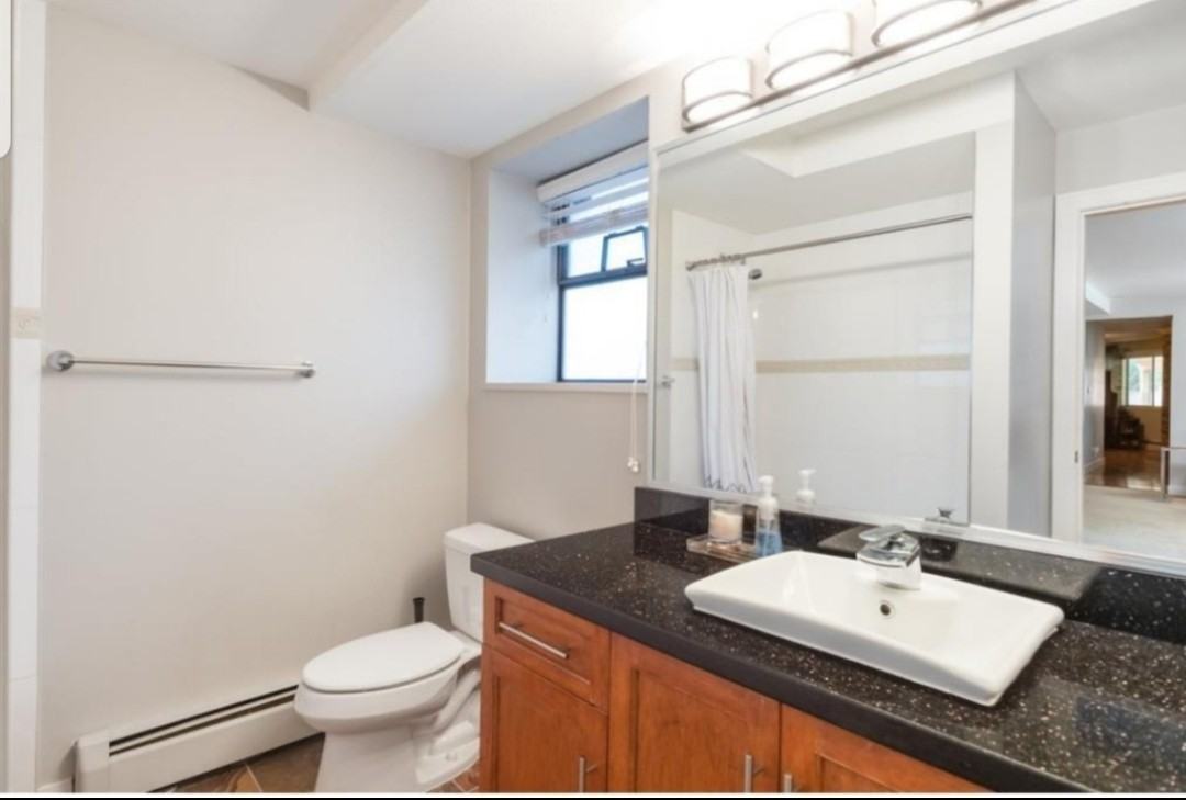 Greenlake Place - Photo 5 of 6