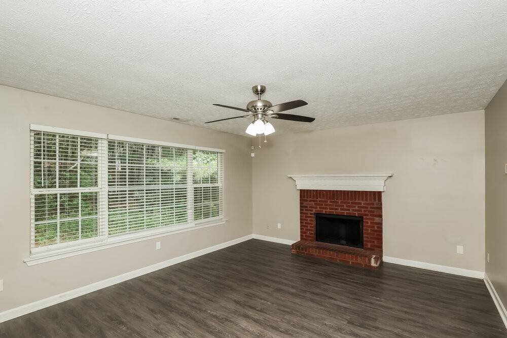 5201 Summer Brooke Ct - Photo 5 of 17