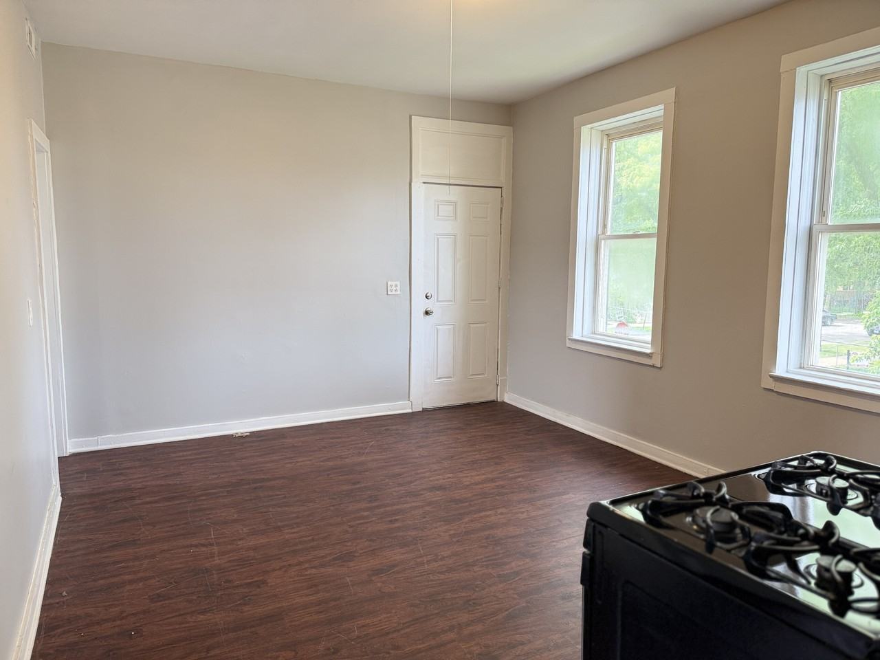 8401 S Muskegon - 2R #2R - Photo 2 of 8
