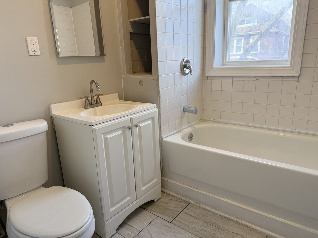 8401 S Muskegon - 2R #2R - Photo 3 of 8