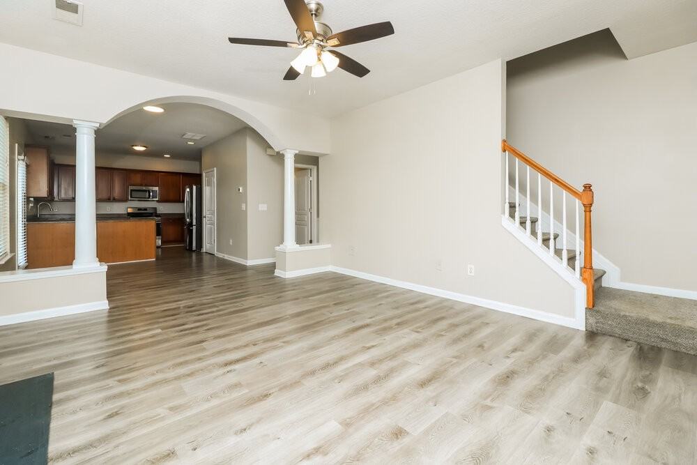 340 Darbys Run Ct - Photo 7 of 17
