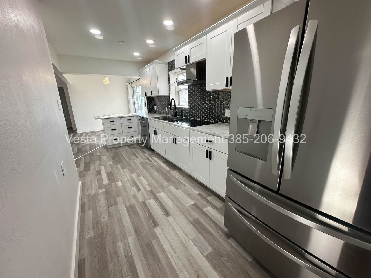 852 Canyon Rd #1 - Photo 6 of 12