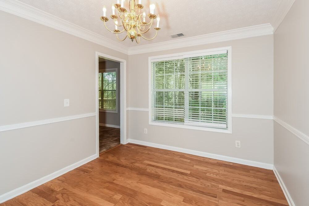 2498 Tolliver Dr - Photo 6 of 17