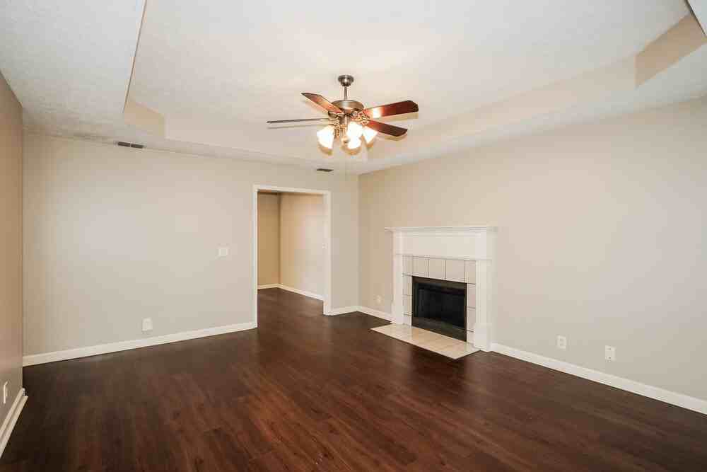 1231 Azure Way - Photo 3 of 16