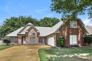 2346 Kindlewood Dr - Photo 1 of 1