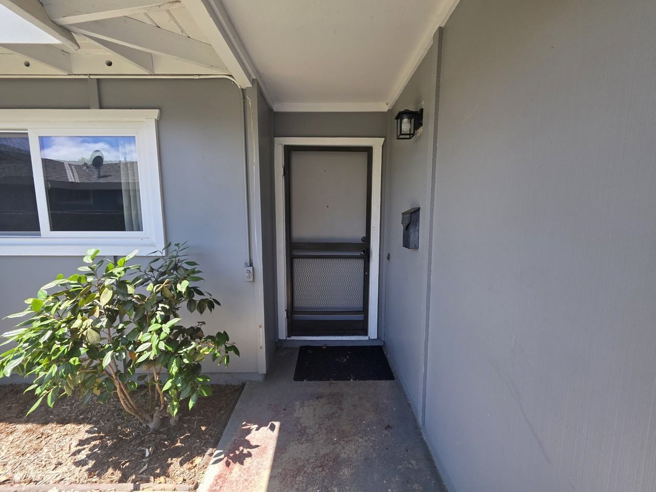3360 Los Prados St #1 - Photo 4 of 19