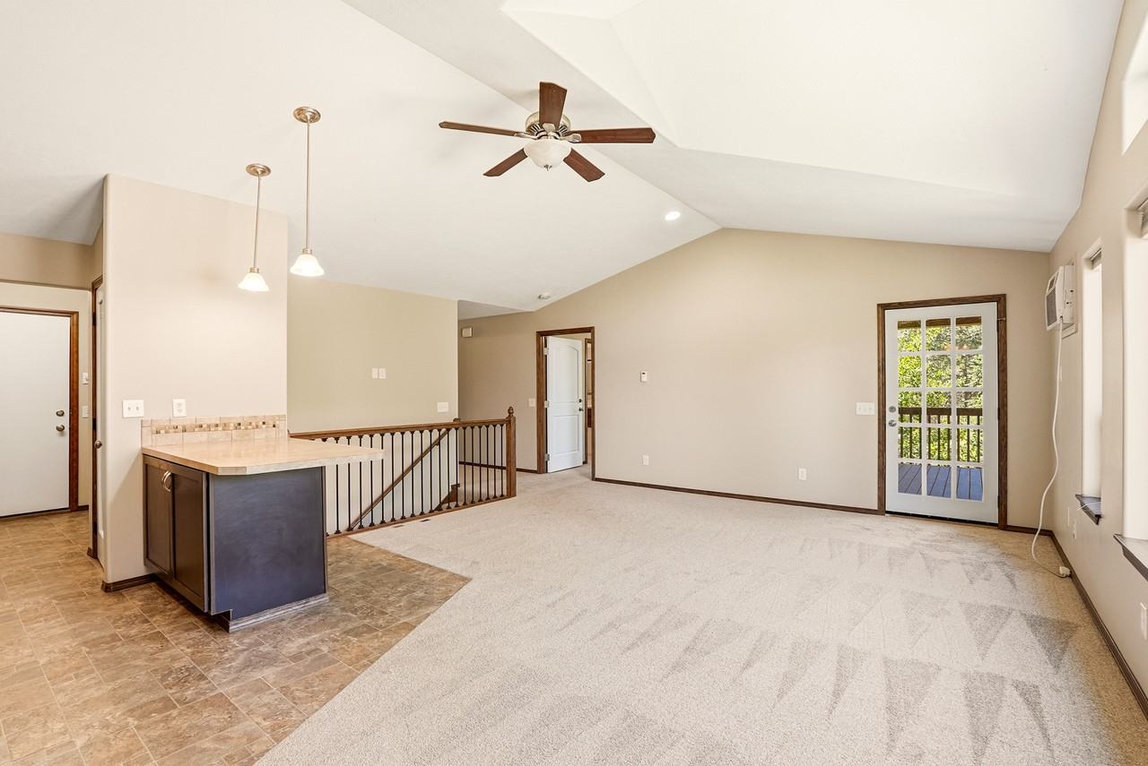 11830 N Bedivere Dr #1 - Photo 4 of 36