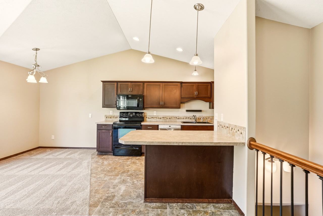 11830 N Bedivere Dr #1 - Photo 6 of 36