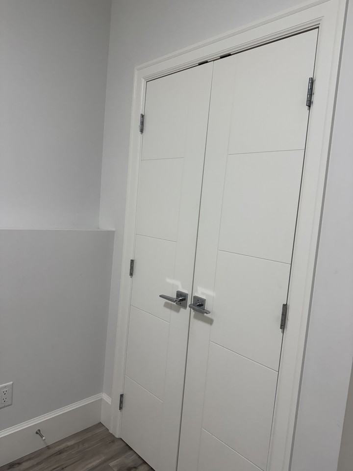 156 Barrett St - Photo 6 of 14