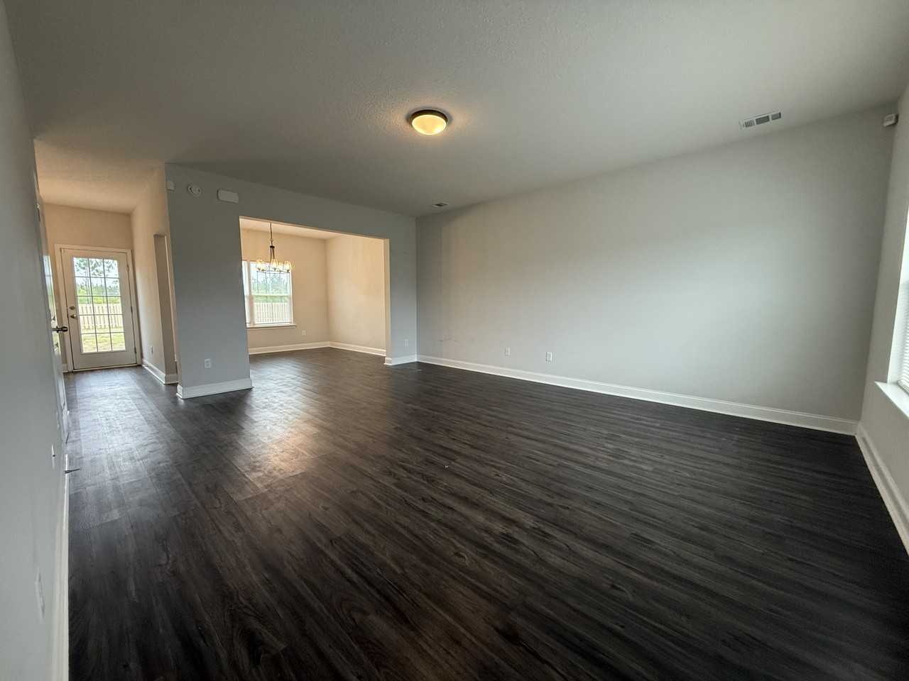 345 Mcclelland Loop Ne #1 - Photo 3 of 36