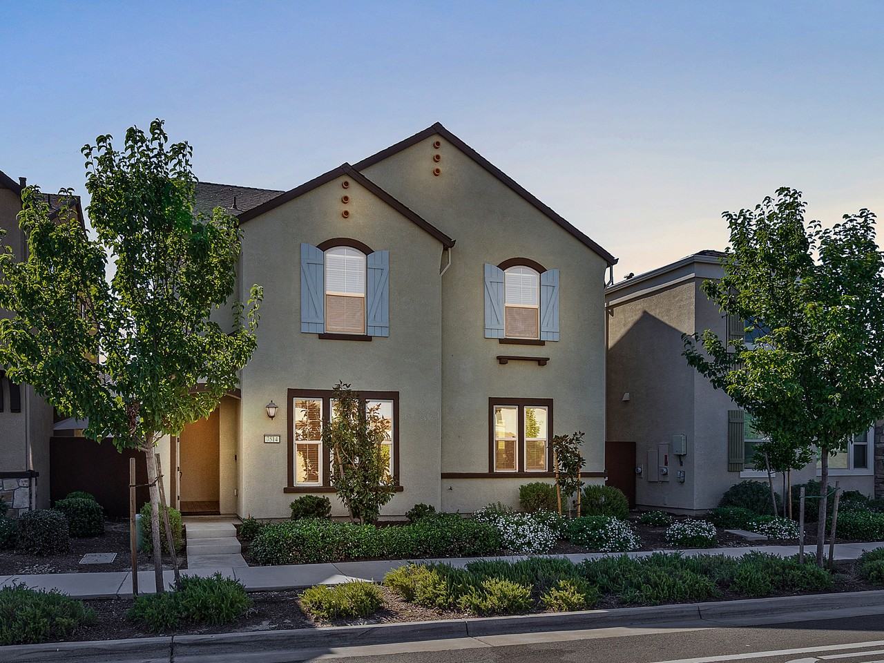 7514 Clear Lake Aly #1 - Photo 4 of 47