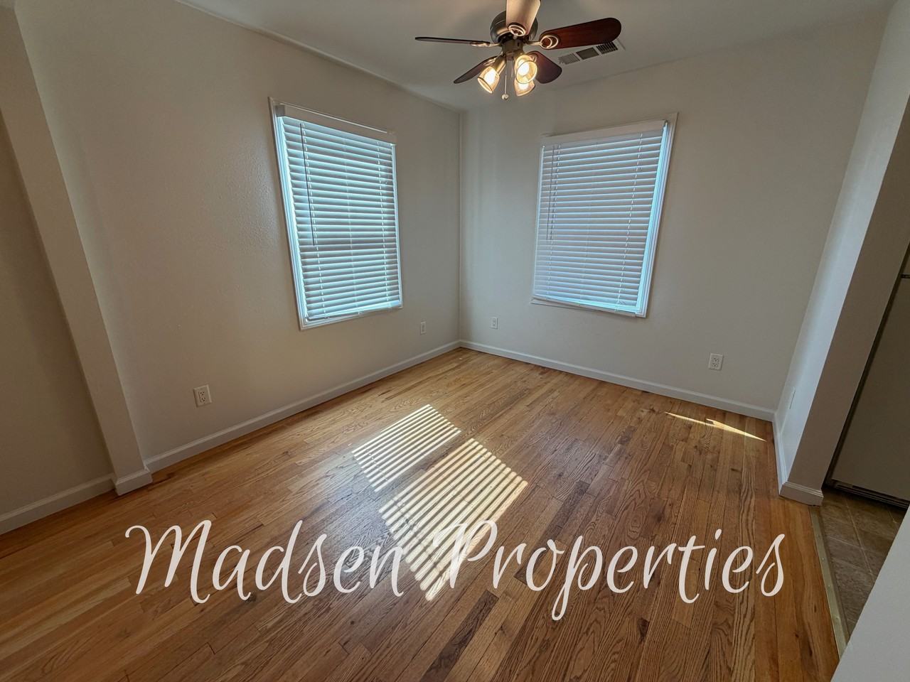 1618 Sunset Ave #1 - Photo 4 of 35