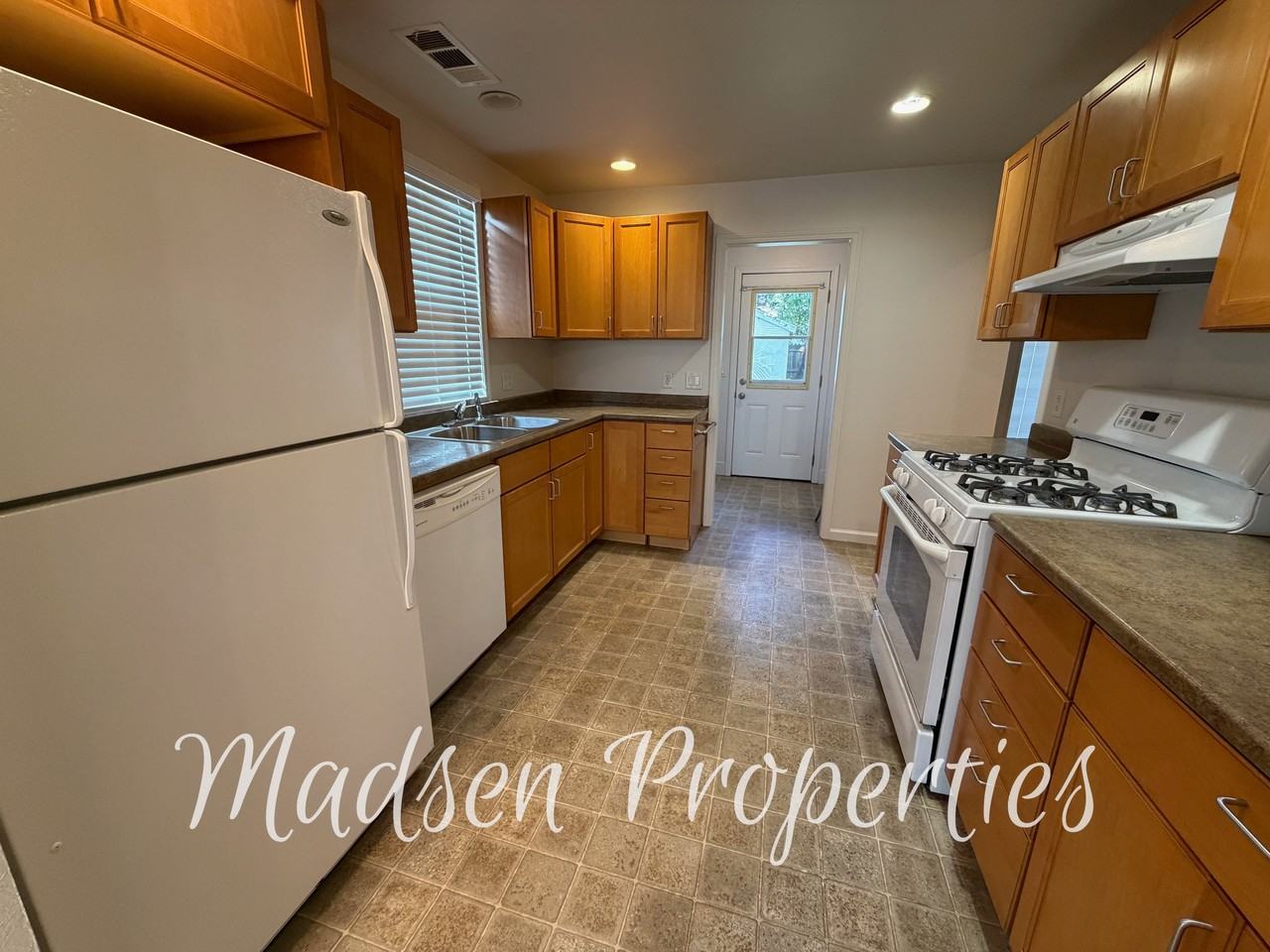 1618 Sunset Ave #1 - Photo 6 of 35