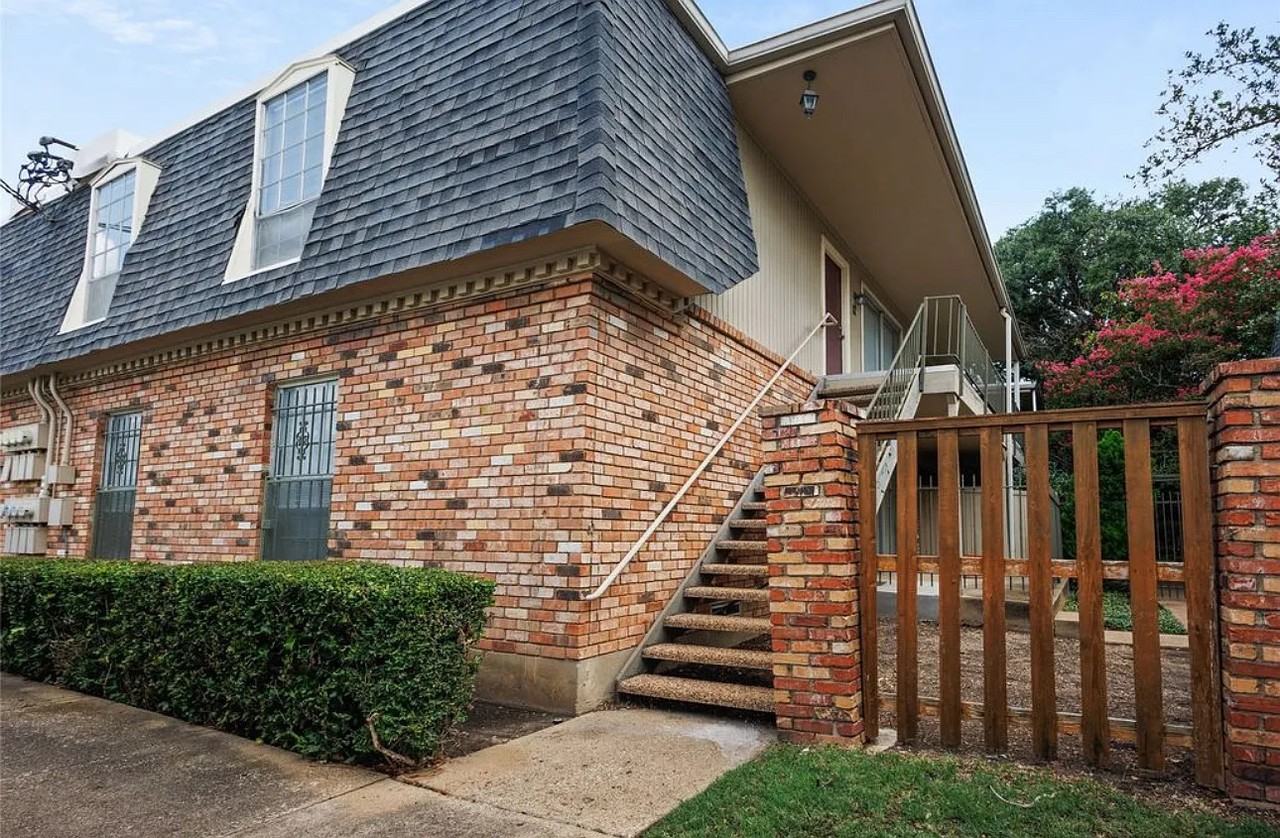 5315 Fleetwood Oaks Ave - Photo 2 of 18