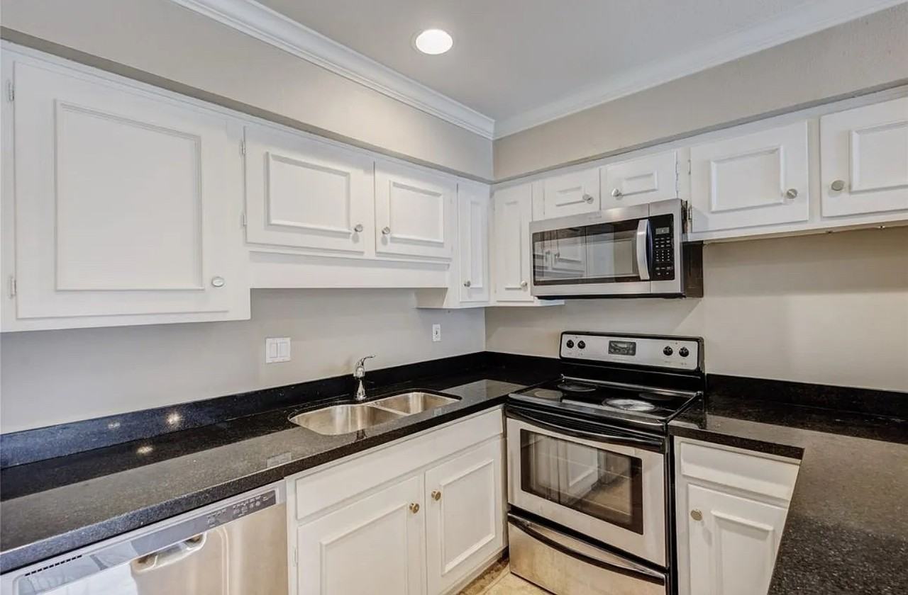 5315 Fleetwood Oaks Ave - Photo 4 of 18