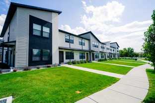 220 N Spring Creek Pkwy #6 - Photo 1 of 1