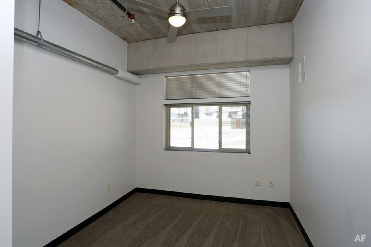 Yahara Terrace, LLC - Photo 5 of 29