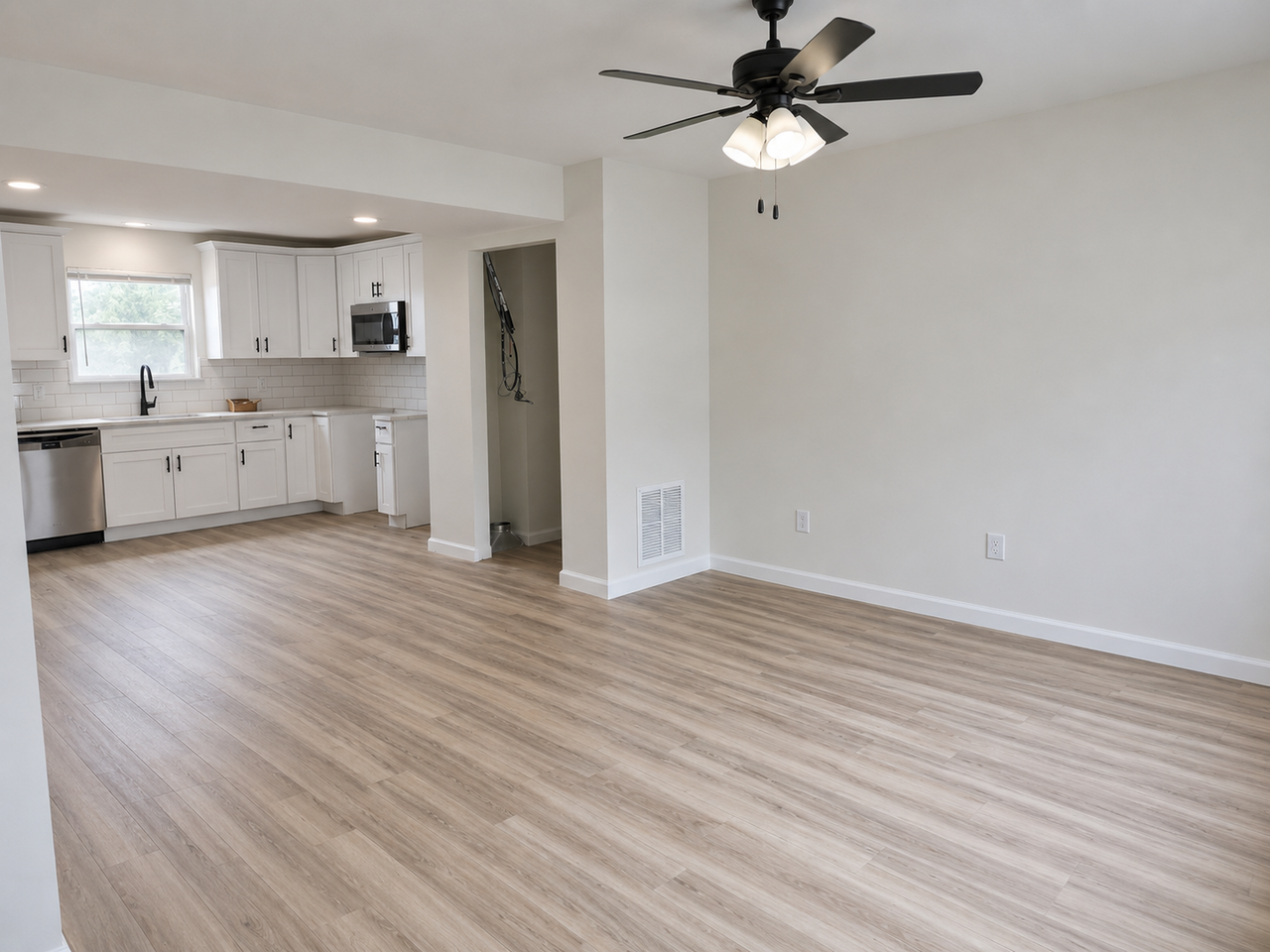 Ellisville Enclave - Photo 7 of 21