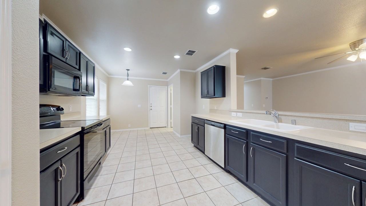 512 Cookston Ln #1 - Photo 3 of 15