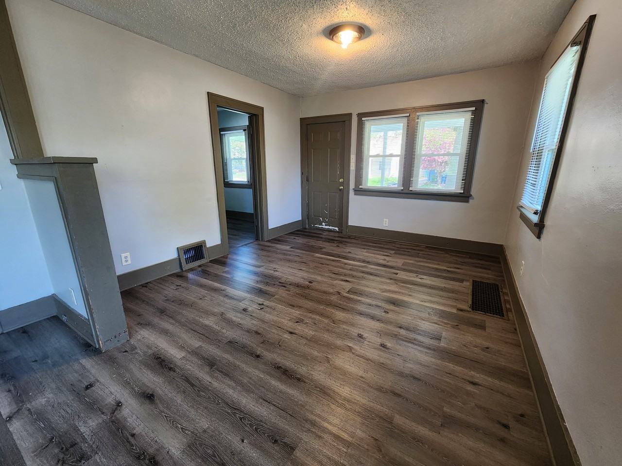 526 Kirkwood Ave #1 - Photo 4 of 14